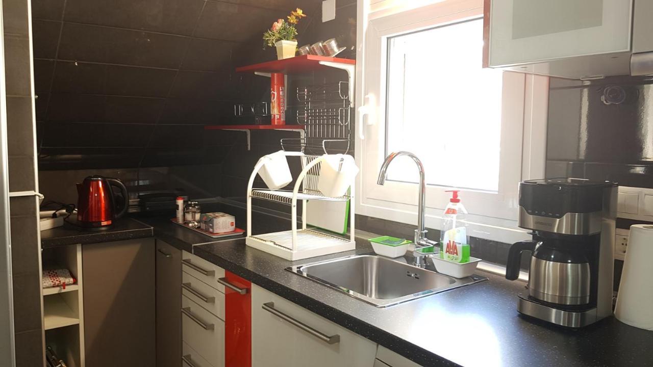 Renovated Lovely Apartment Near Airport & Sea Pórto Ráfti Eksteriør billede