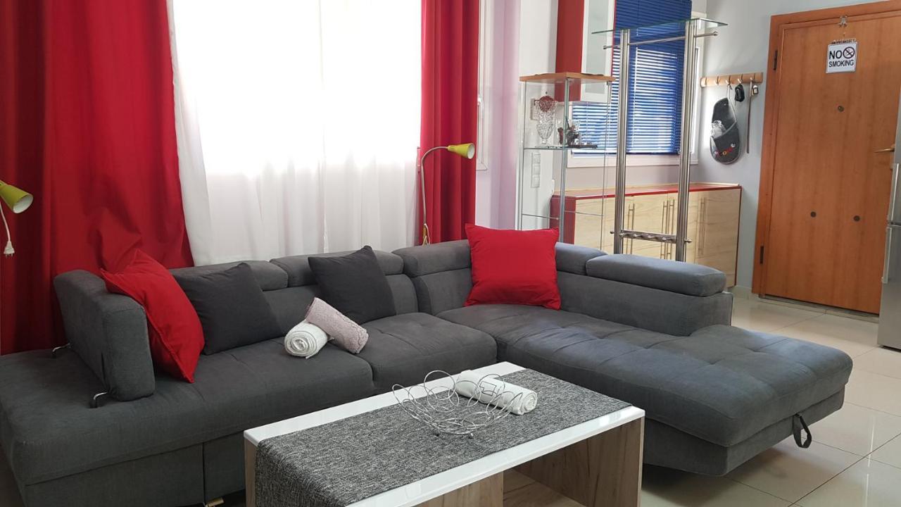 Renovated Lovely Apartment Near Airport & Sea Pórto Ráfti Eksteriør billede
