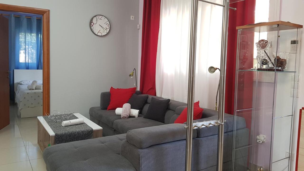 Renovated Lovely Apartment Near Airport & Sea Pórto Ráfti Eksteriør billede
